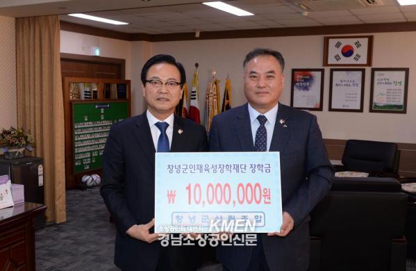 2039632632_1mJhU7VK_9a7beeea29cf67e9d63a