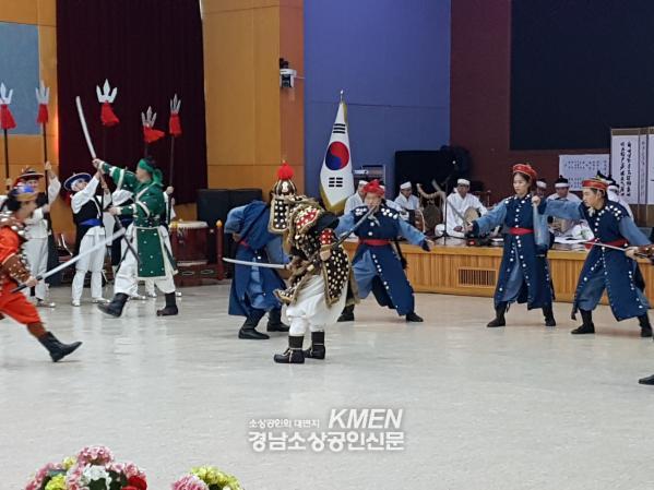 2039632632_39a5KN6x_46a7a2978f9c8ec6e9fb