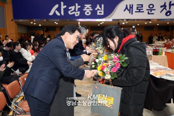 2039632632_8KFOzV53_b2f5b6e20a5bd48667db