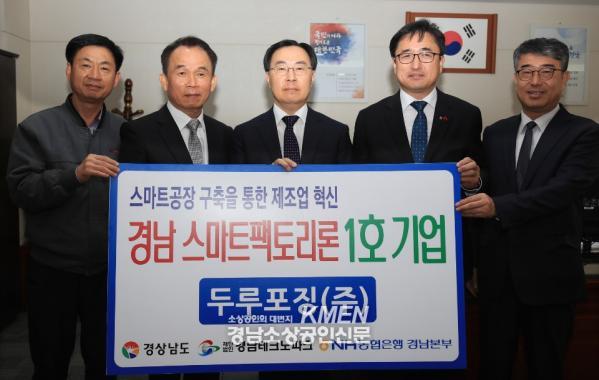 2039632632_D4Et15bU_8cdbcc15263bd314f196