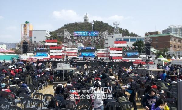 2039632632_GXBsKz42_75ca7d368997c319026a