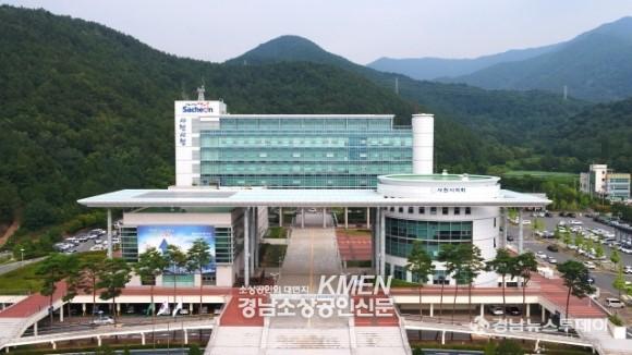 2039632632_T9JqLM6i_69b04dc3c33d01bb3cc0