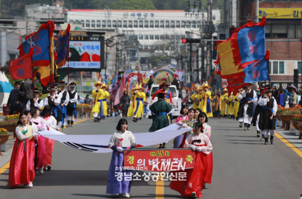 2039632632_DEtVTfNP_736b37fa169bfe26626f