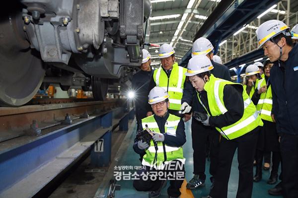 2039632632_JSURHCW3_08c0fcf7e8dd0238c72a