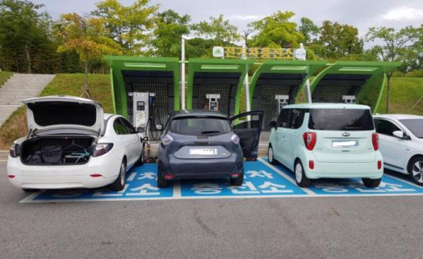 2039632632_eFRMHqz4_edea00d796c24b130360