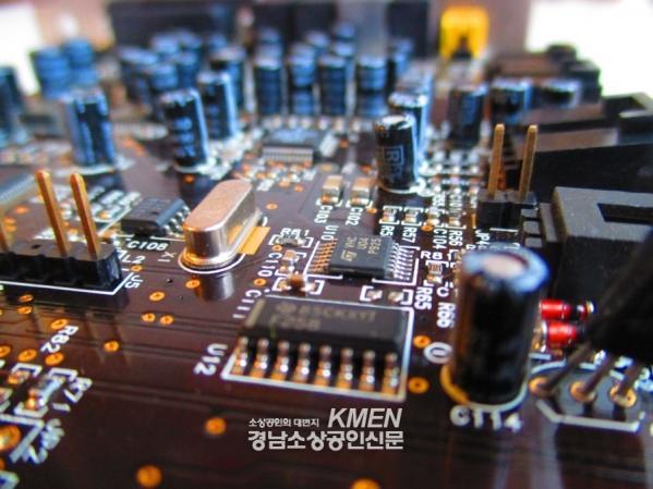 2039632632_eGxyaMds_6776a0beb7c652511854