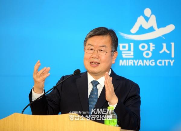 2039632632_f21ARJcM_267372c4ab71a6aa141f