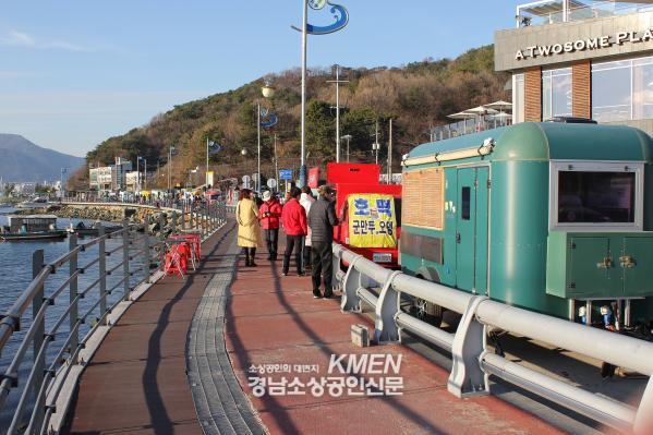 2039632632_i7fTsqtg_4c93371c490097bfde92