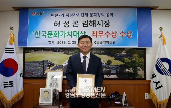 2039632632_ibz29RHl_425300a53d11d8e08857