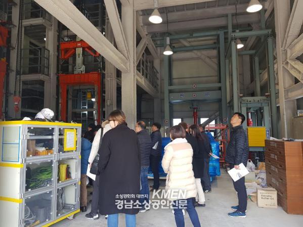 2039632632_jgscMBH3_b19b88e50ff93a6864ce