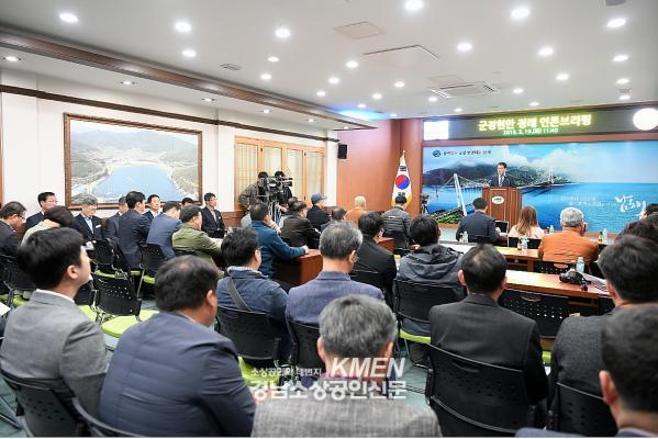 2039632632_3aBv2YfT_9780b1e47e407d0d9f4b