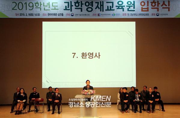 2039632632_D5vjKSAs_767aac22784916239d25