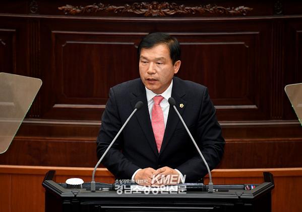 2039632632_jrMqRTdJ_429b89a32c3a5ccbc523