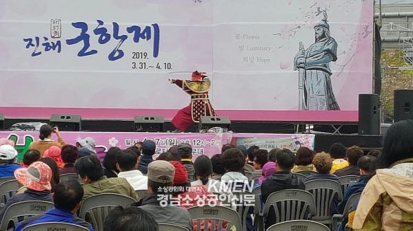 3531325196_47RhjJsL_988fe5b72ee59d4451c9