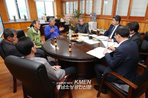 3531325196_My8CEY9m_efd403b0a8e1f1d19d8d