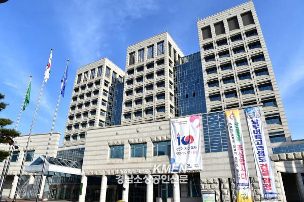 3531325196_hY57PA6v_cd03f166e8773f486ae9