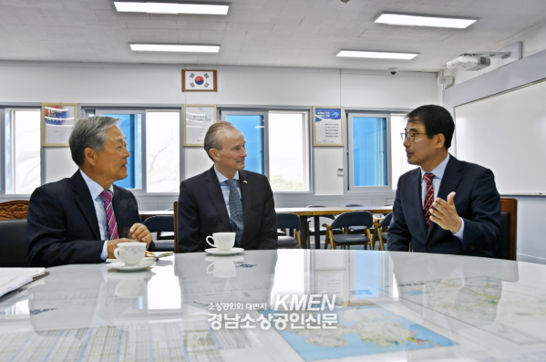 3531325196_uAZMxjSB_db1082d18ac8e3934824