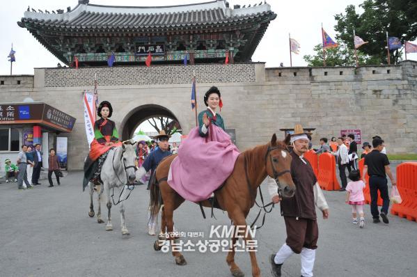 3717738889_DLEcHUJo_93070e5bd7647a58c8a0