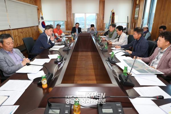 3717738889_ZqBLnEbK_b546690f30259712d210