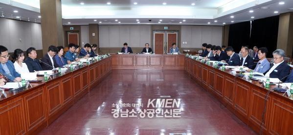 3717738889_qxUTK7W3_952dfe4951b62d9f37b6