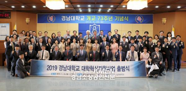 3717738977_4HE3xy9q_2542aab9a4d60ae507b7