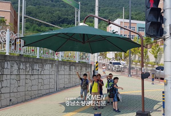 3717738977_9LDJsjdx_2f8e2f79de5acd9973db