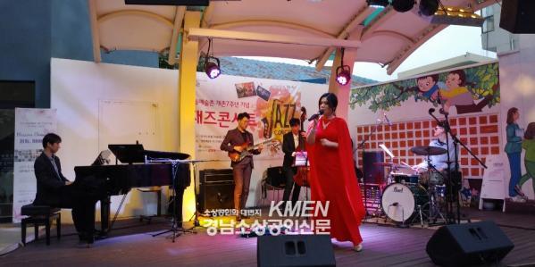 3717738977_SqvLIsRh_450a531e36c9c9835492