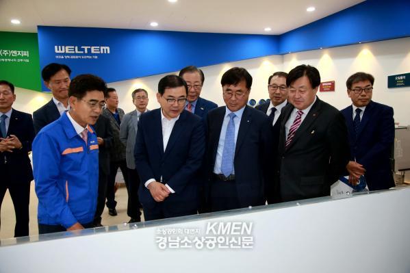 3717738977_eaAXpHsw_8011194173e51045ab69