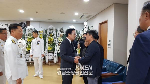 3717738977_ja9lSqUE_0453b5b593011d49291c