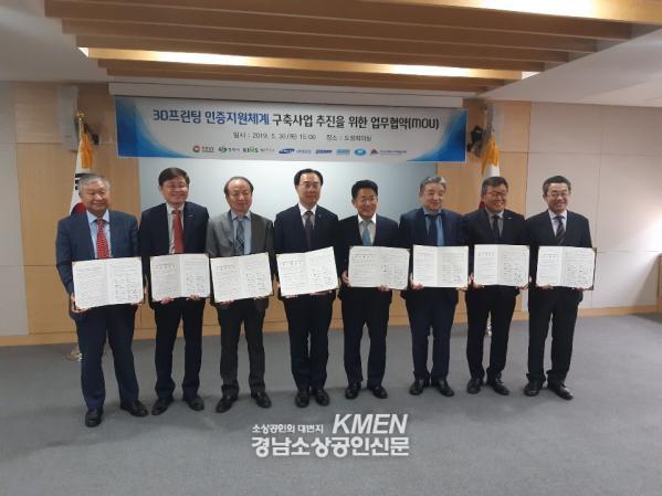 3717738977_nLQ4q7Cz_1681faf7d606e6ebdd54