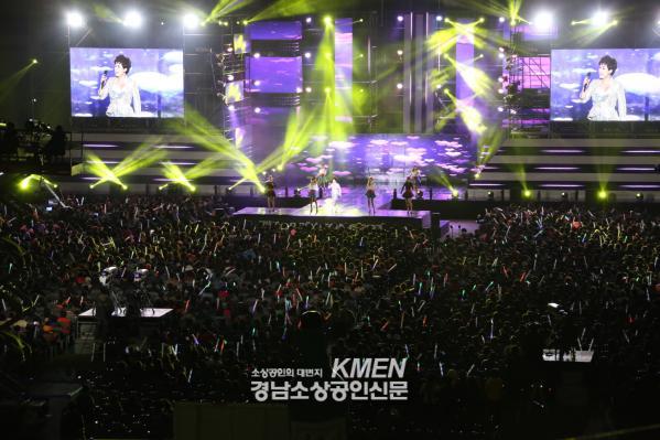 3717738977_vEydDk52_d69bab5668d5455df589