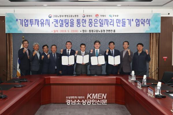 3717738977_xL4tPF8Q_ef687c395e2d64bb59c9