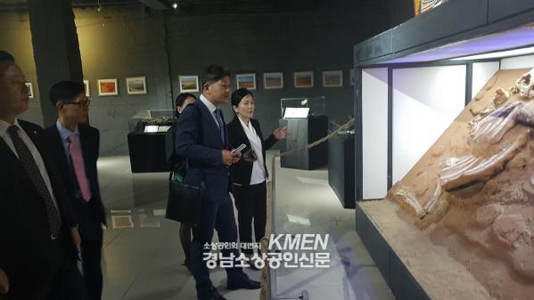 3717738977_yWePk6rs_7bcb1c82a0bc0207a850