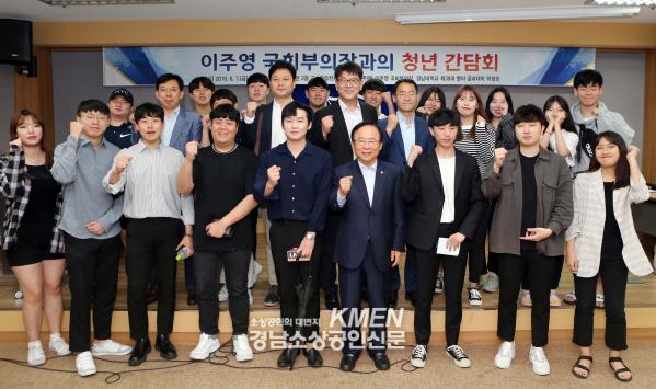 3717738977_W1sEowmK_25068addec4a40e952e9