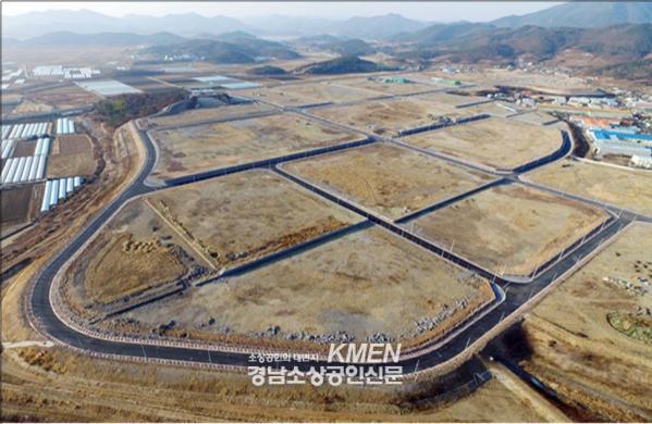 3717738977_l80gvj39_4bca63591234d4cd4dd8