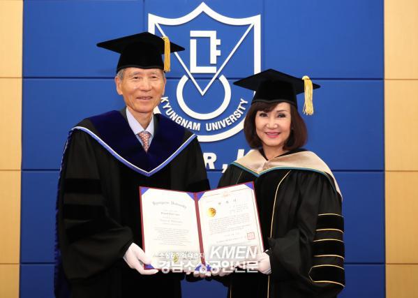 3717738977_zH5jnJ4h_1dd159d68807cb23796e