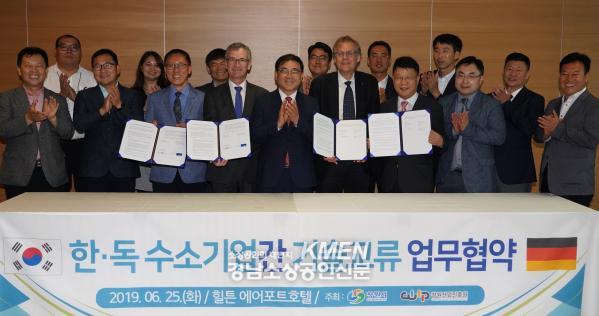 991336852_7nR8C1Wl_5327f0fca8f22b4218a19