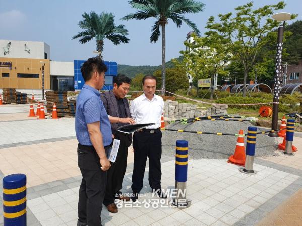 991336852_pmVaRvwD_b89ef7bf80f0f8dbcc896