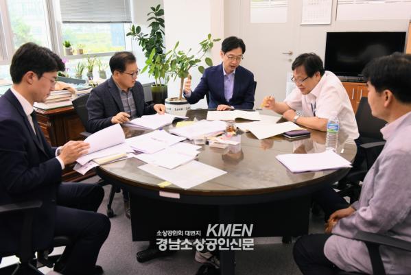 991336852_2DGO8MFY_9111c330219f84bef335d