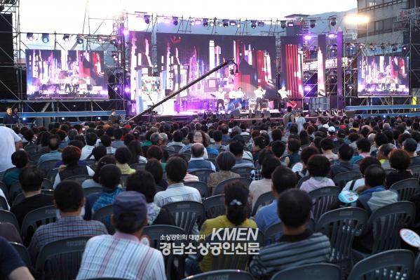 991336852_3eQSErYs_2c69c01c56f9ff35dc730